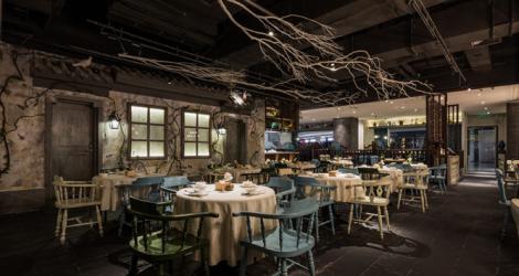 “隨物成器，巧在其中” 高品質(zhì)接待會所。